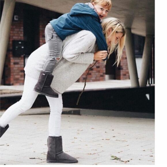 NWB New Emu Australia Brumby Lo Boots Winter Snow Waterproof size 9 Toddler - Picture 3 of 13